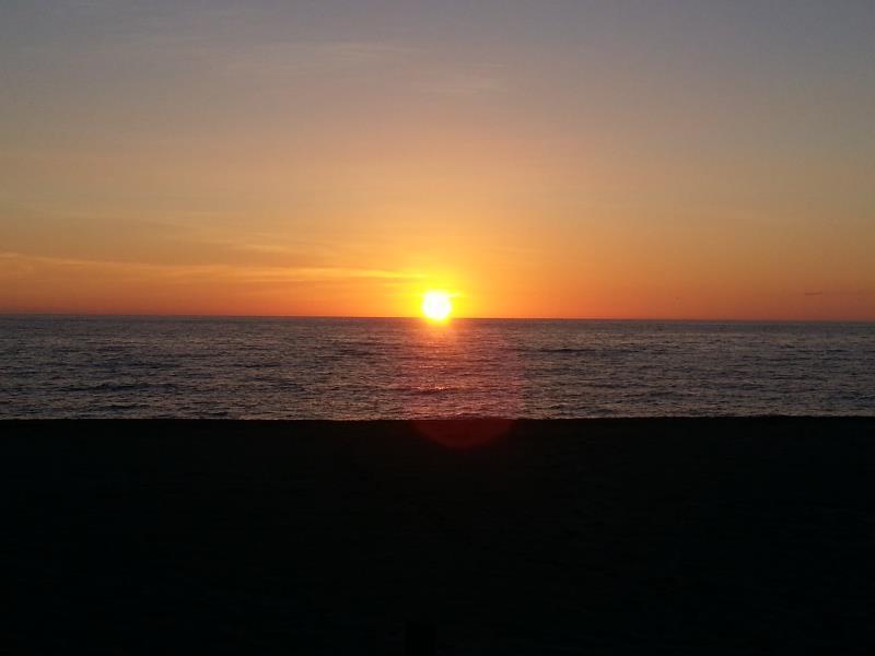 Rama International Beach Resort Botolan Buitenkant foto