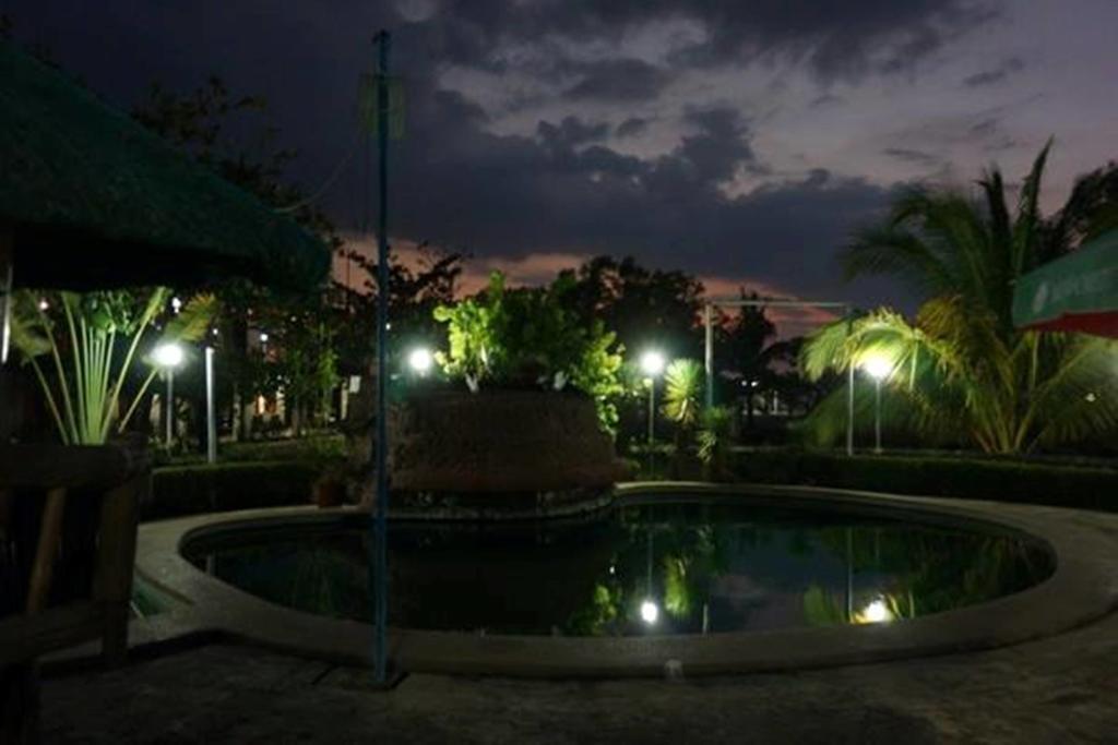 Rama International Beach Resort Botolan Buitenkant foto