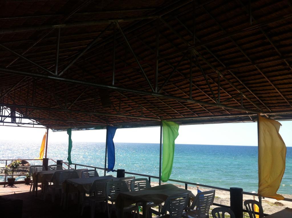 Rama International Beach Resort Botolan Buitenkant foto