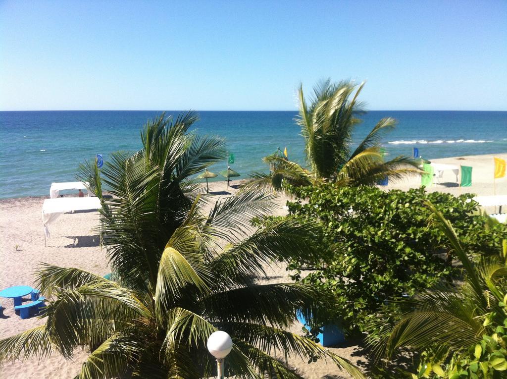Rama International Beach Resort Botolan Buitenkant foto